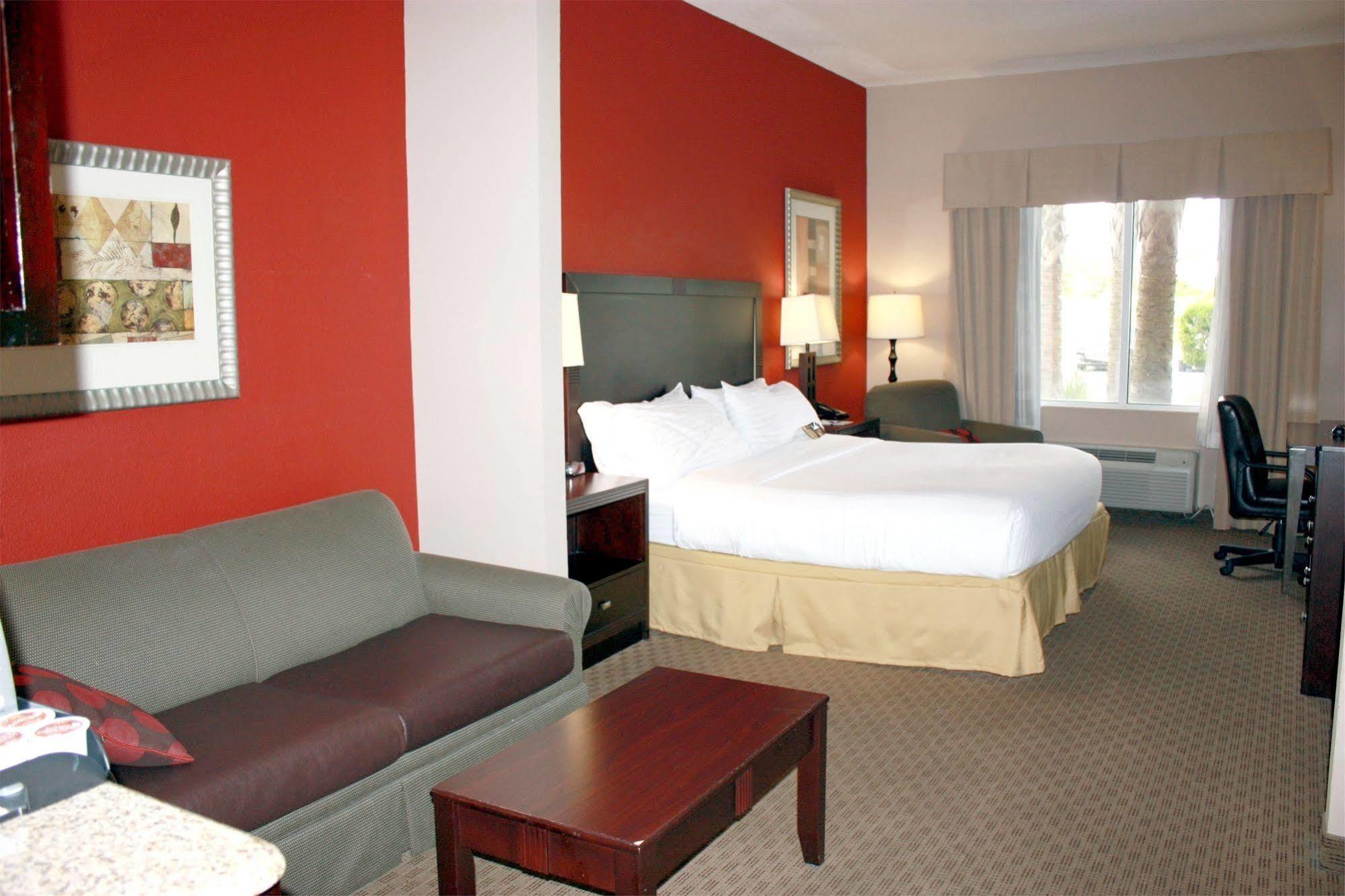 Holiday Inn Express Hotel & Suites Crestview South I-10 By Ihg Ngoại thất bức ảnh